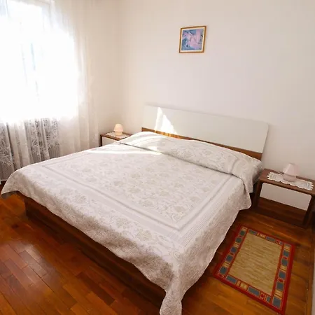 Apartment Fuer 5 Personen Ca 60 Qm In Rabac, Istrien Bucht Von Rabac