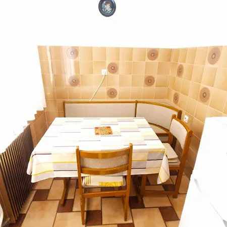 Fuer 5 Personen Ca 60 Qm In Rabac, Istrien Bucht Von Apartment Rabac