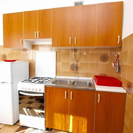 Fuer 5 Personen Ca 60 Qm In Rabac, Istrien Bucht Von Apartment