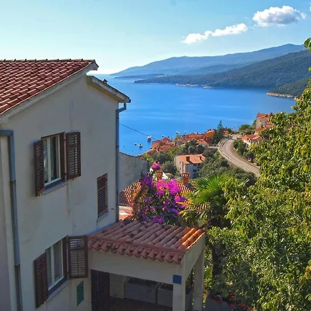Fuer 5 Personen Ca 60 Qm In Rabac, Istrien Bucht Von Apartment Rabac